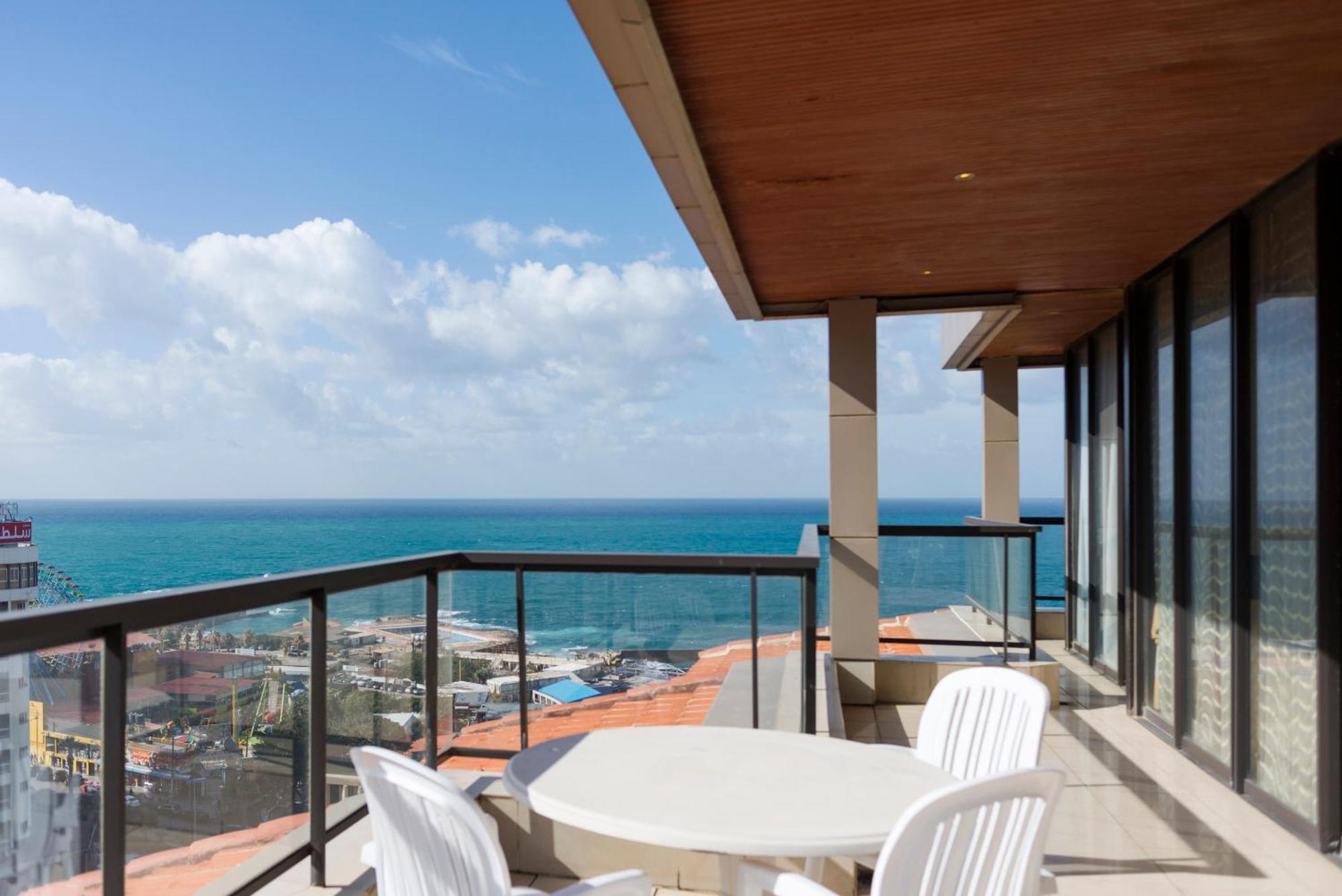 Holiday Home Suites Beirut Exterior photo